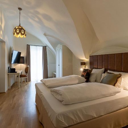 Amedia Plaza Wels, Trademark Collection By Wyndham Bagian luar foto