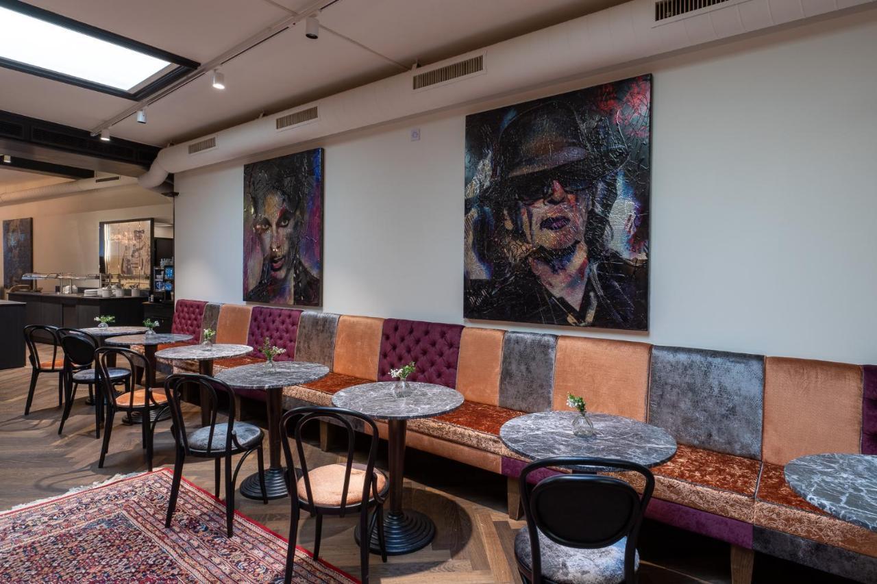 Amedia Plaza Wels, Trademark Collection By Wyndham Bagian luar foto